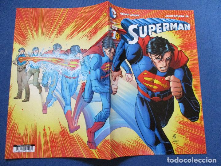 C&oacute;mics: DC / SUPERMAN N.&ordm; 33 de GEOFF JOHNS & JOHN ROMITA JR. &middot; ECC - Foto 3