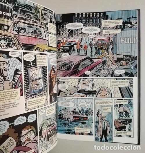 C&oacute;mics: Batman: A&ntilde;o Uno (Frank Miller, David Mazzucchelli) &ndash; ECC/Salvat, 06/2017 - Foto 8