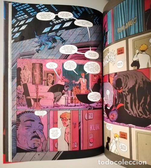 C&oacute;mics: Batman: A&ntilde;o Uno (Frank Miller, David Mazzucchelli) &ndash; ECC/Salvat, 06/2017 - Foto 11
