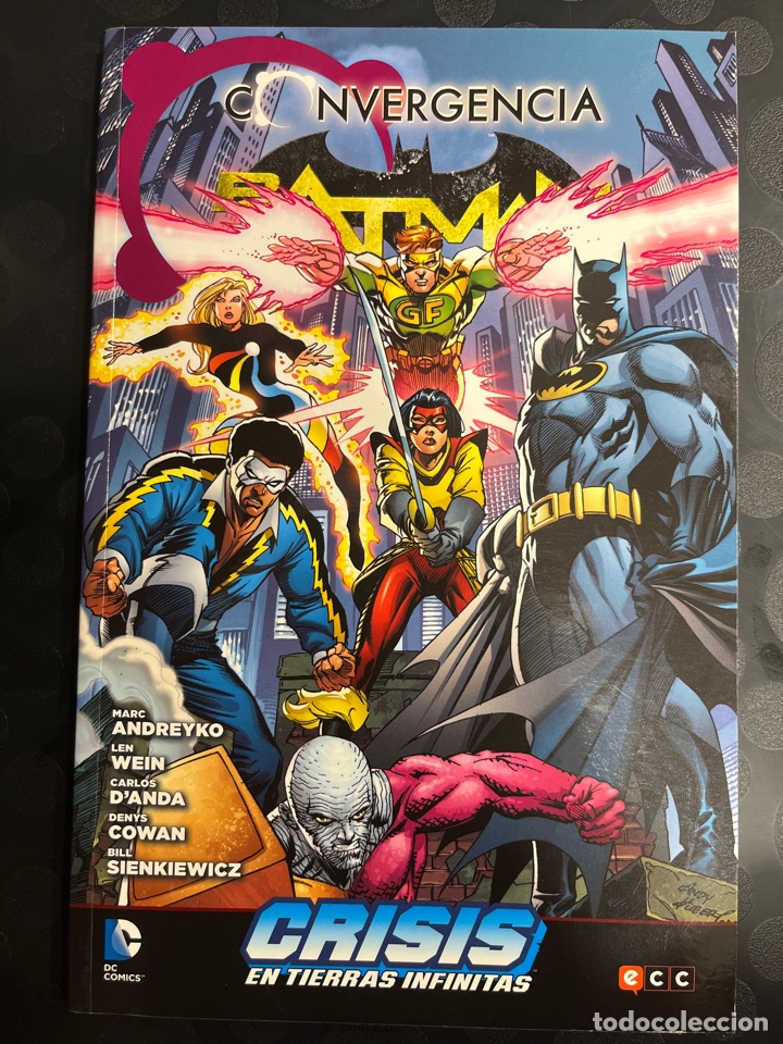 C&oacute;mics: CONVERGENCIA : BATMAN CONVERGE EN CRISIS EN TIERRAS INFINITAS DC ECC ( 2015 ) - Foto 1