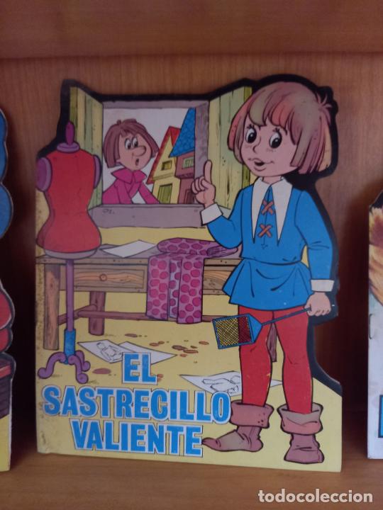 C&oacute;mics: CUENTO TROQUELADO EL SASTRECILLO VALIENTE - Foto 1