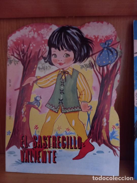 C&oacute;mics: CUENTO TROQUELADO EL SASTRECILLO VALIENTE - Foto 1