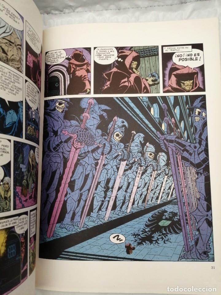 C&oacute;mics: EXTRA VIL&Aacute;N: EL DIOS VIVIENTE - Foto 3