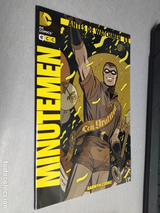 C&oacute;mics: ANTES DE WATCHMEN: MINUTEMEN N&ordm; 1 / DC - ECC - Foto 1