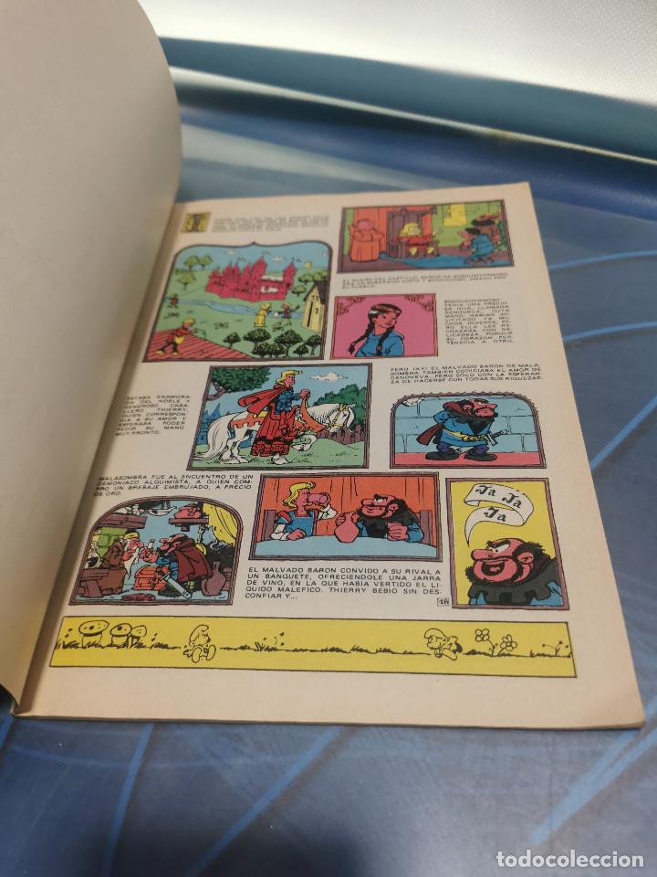 C&oacute;mics: comic COLECCI&Oacute;N OL&Eacute;, LOS PITUFOS 12: EL SORTILEGIO DE MALASOMBRA, 1980 - Foto 3