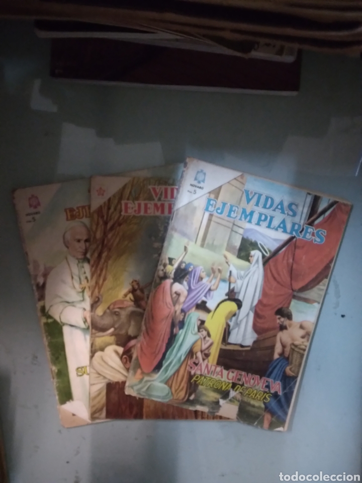 Comics: Vidas ejemplares, novaro, 12 euros numero