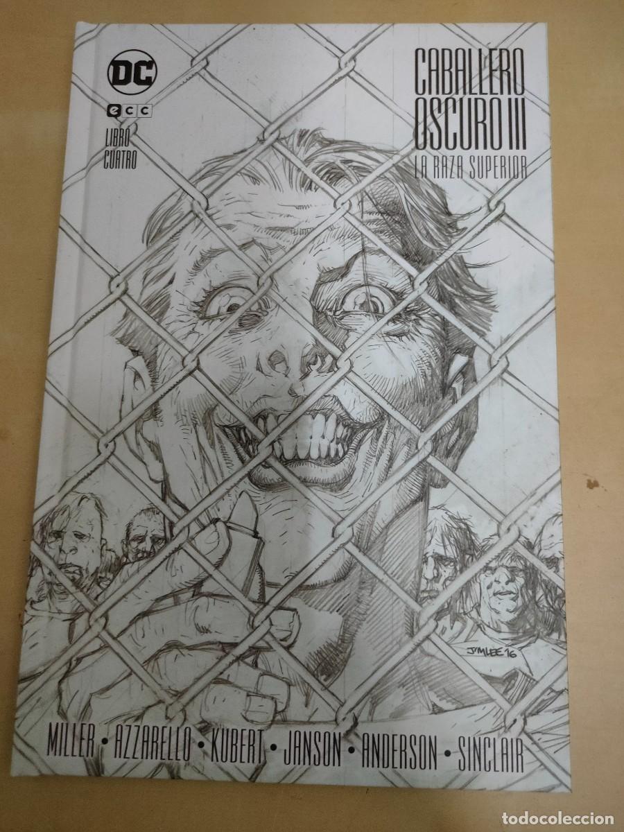 C&oacute;mics: Batman Caballero Oscuro III La Raza Superior Libro 4 ECC - Foto 1