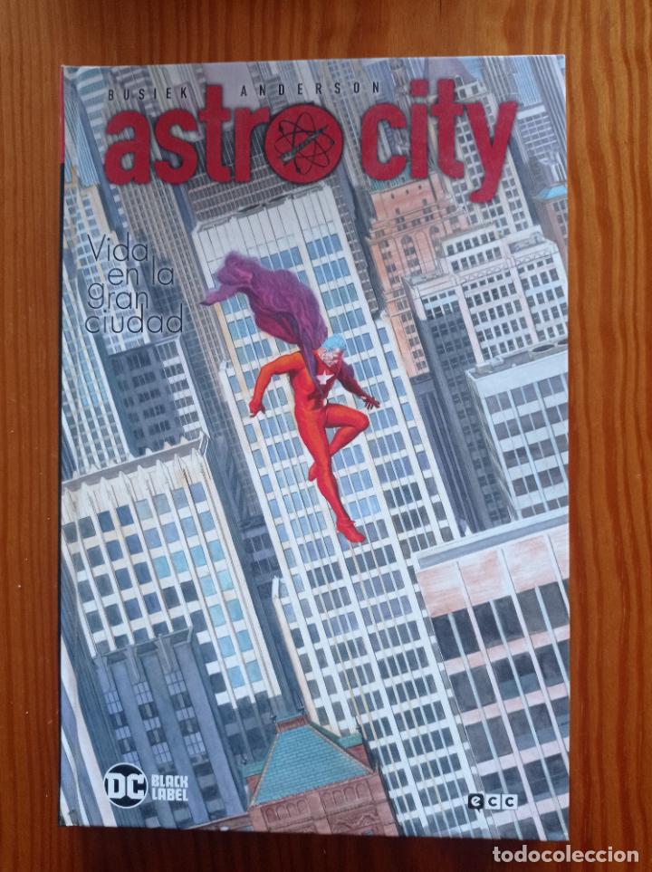 C&oacute;mics: Astro City Vida en la gran ciudad Buen estado - Foto 1
