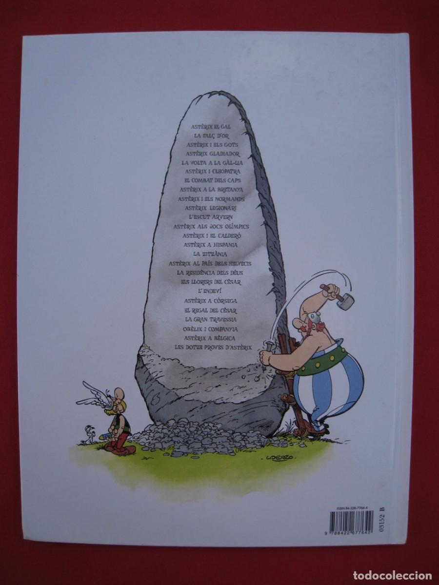 C&oacute;mics: ASTERIX - EL COMBAT DELS CAPS - N&ordm; 7 - CIRCULO DE LECTORES - 1999 - EN CATALAN. - Foto 3