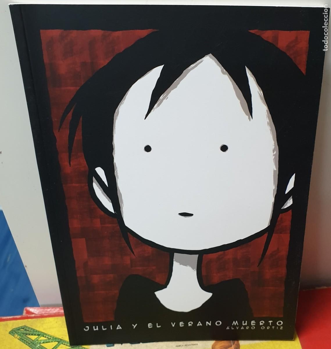 C&oacute;mics: JULIA Y EL VERANO &Aacute;LVARO ORTIZ EDICIONS DE PONENT A&Ntilde;O 2004 - Foto 1