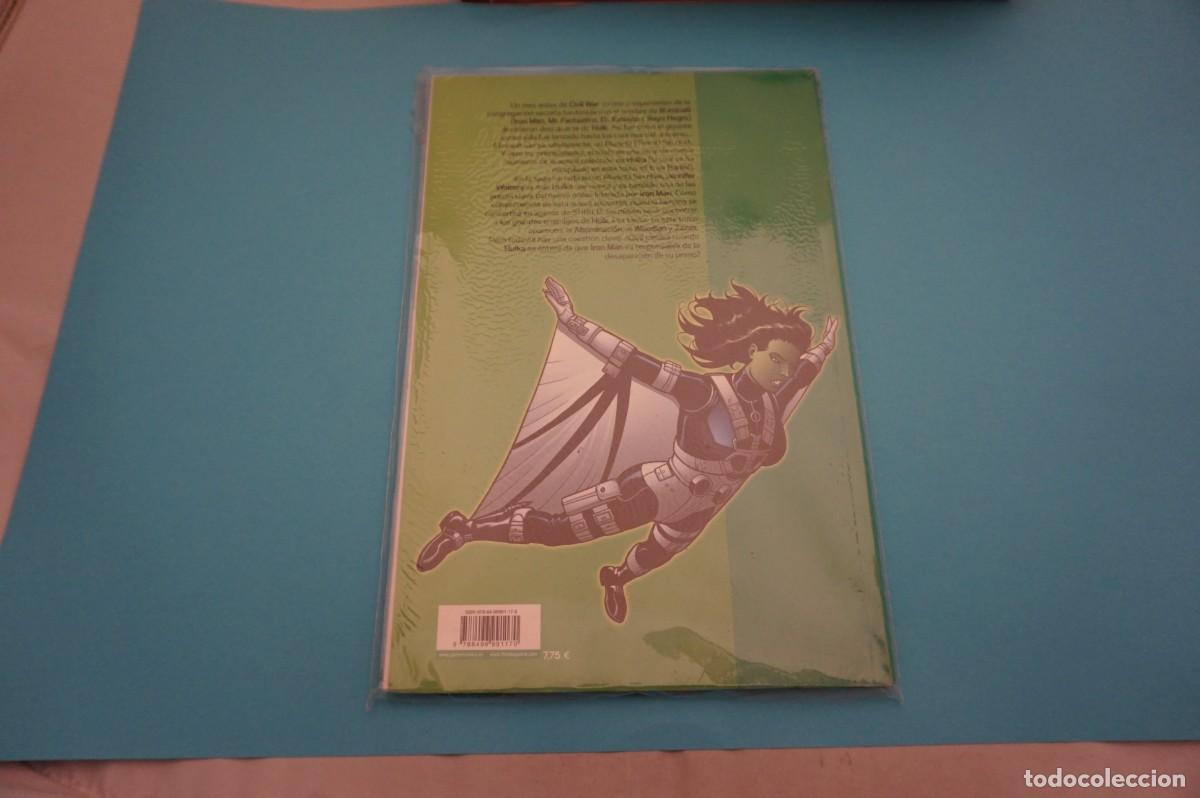 C&oacute;mics: 17C/ HULKA - 6 UN PLANETA SIN HULK / MARVEL PANINI - Foto 2