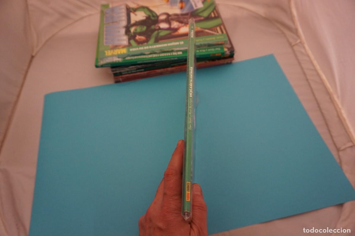 C&oacute;mics: 17C/ HULKA - 6 UN PLANETA SIN HULK / MARVEL PANINI - Foto 3