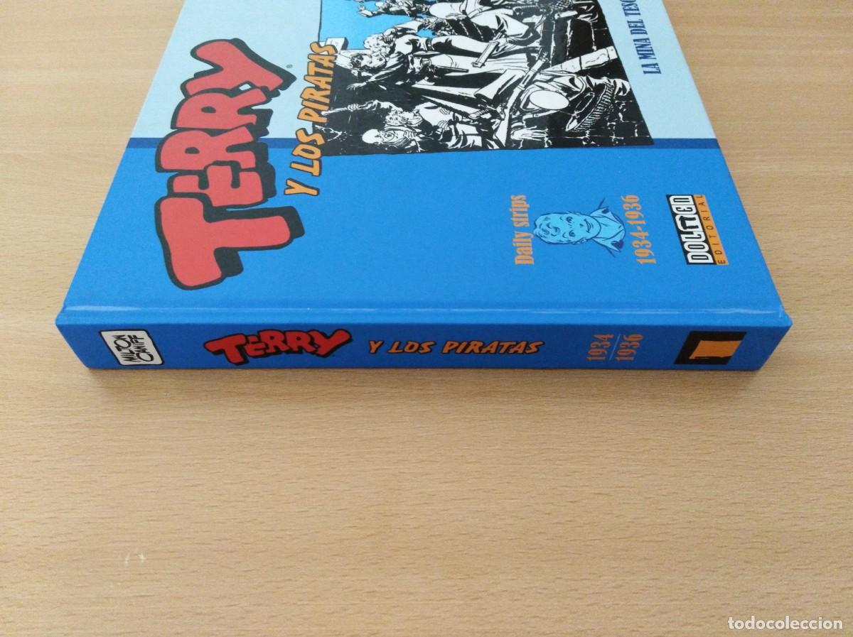 C&oacute;mics: TERRY Y LOS PIRATAS (1934 -1936). Milton Caniff. Dolmen Editorial - Foto 3