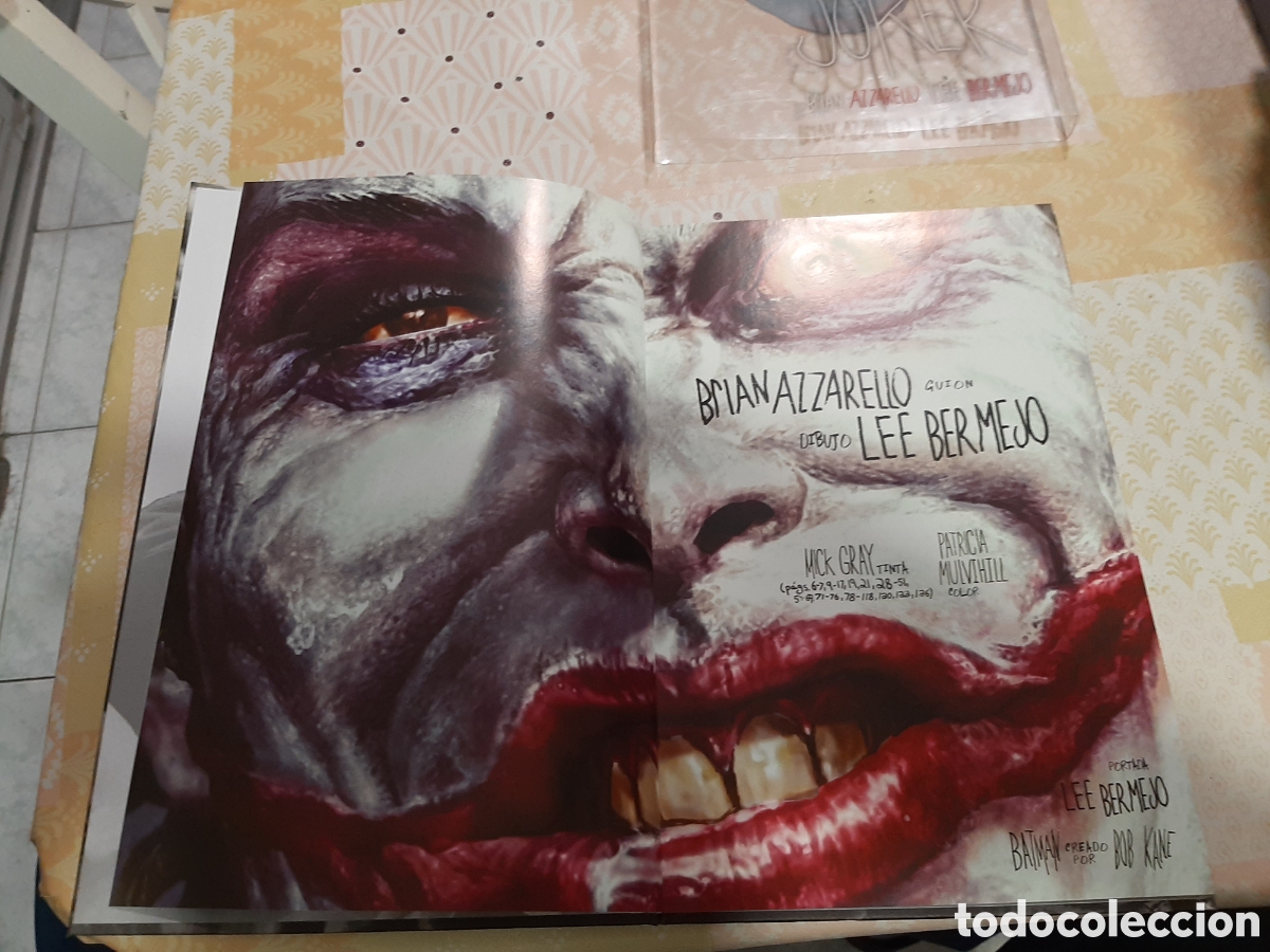 C&oacute;mics: Joker de Brian Azzarello y Lee Bermejo Edici&oacute;n de lujo con funda de plastico - Foto 4