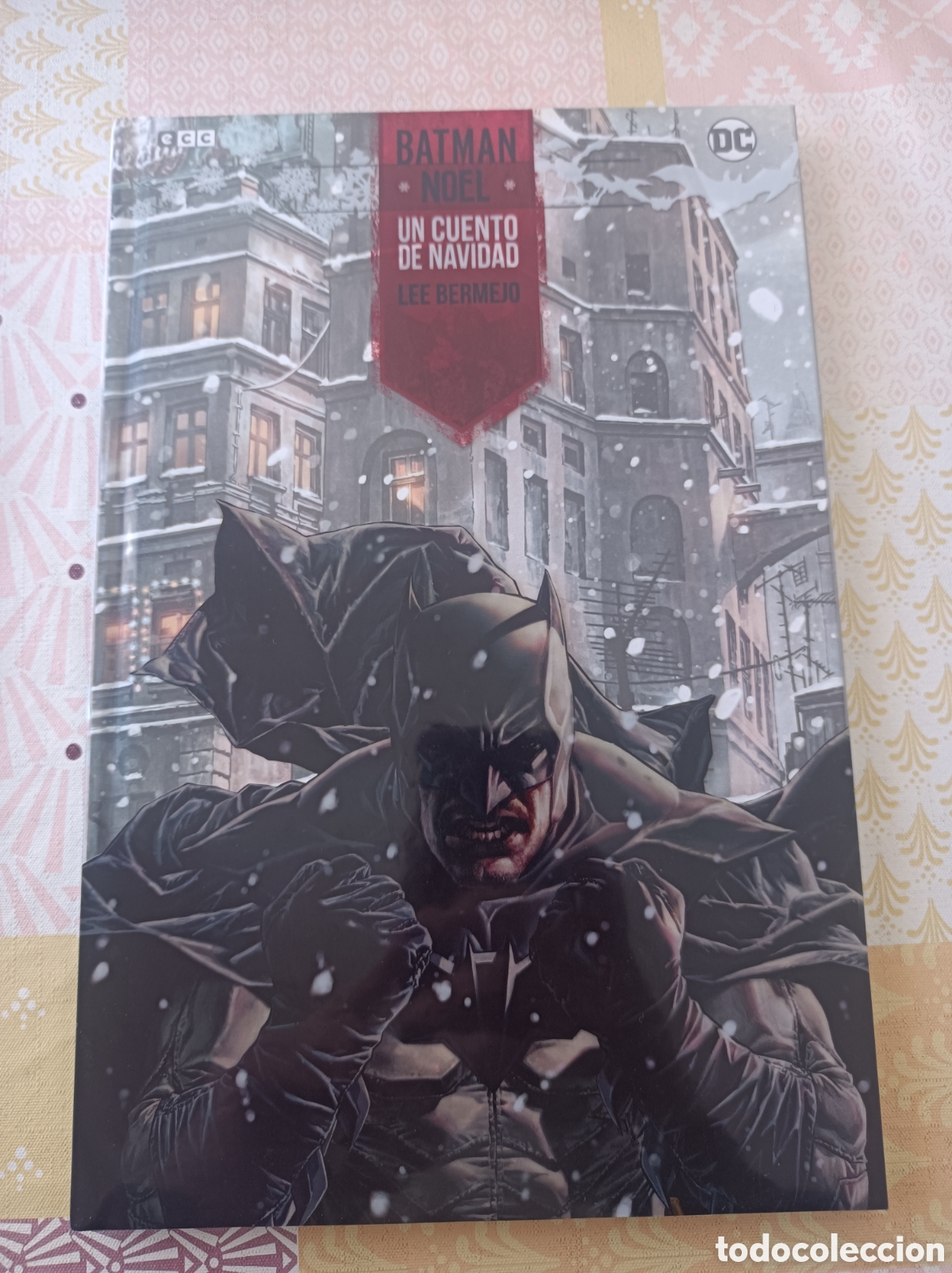 C&oacute;mics: Batman Noel - un cuento de Navidad - ecc - Foto 1