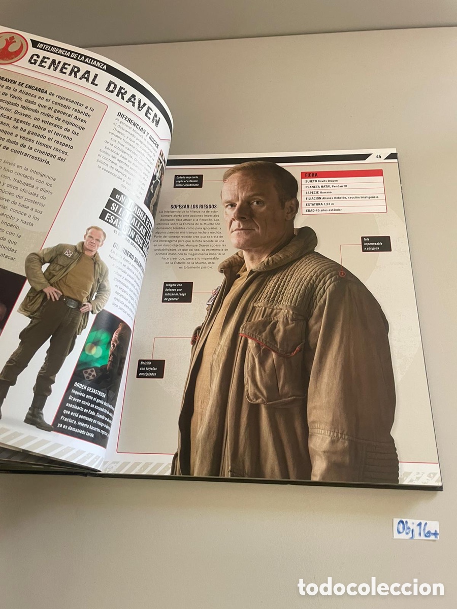 C&oacute;mics: STAR WARS ROGUE ONE ULTIMATE VISUAL GUIDE HC - Foto 5