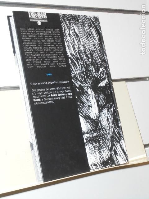 C&oacute;mics: BATMAN BLACK AND WHITE TOMO TAPA DURA DC - ECC - Foto 2