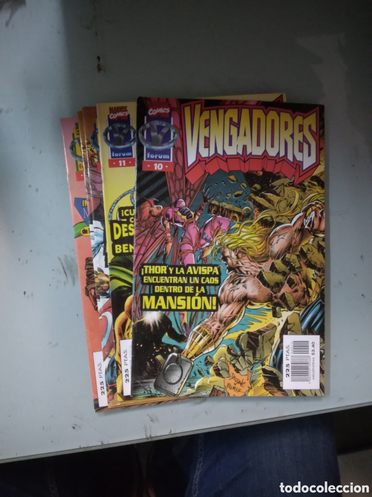 C&oacute;mics: Marvel Comics, Forum, Vengadores, 10 al 14, Grapa 1E - Foto 1