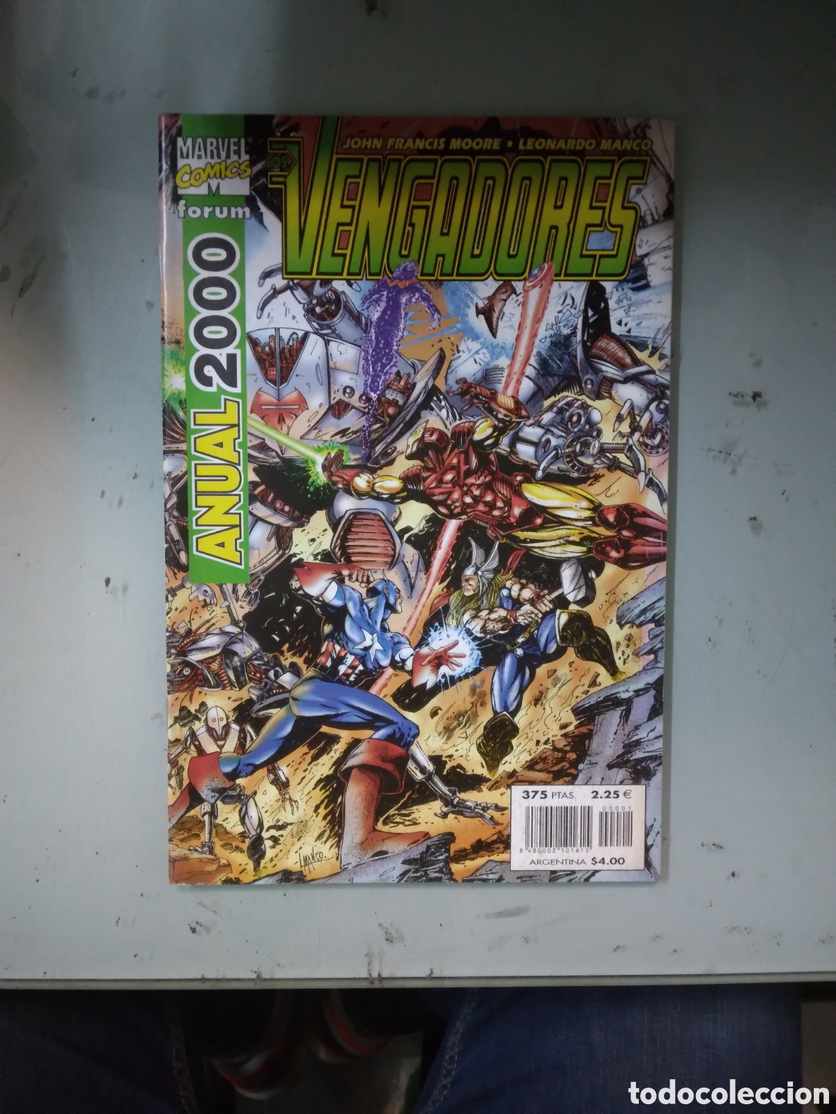 C&oacute;mics: Marvel Comics Forum, Anual 2000, Vengadores,Grapa 1E - Foto 1
