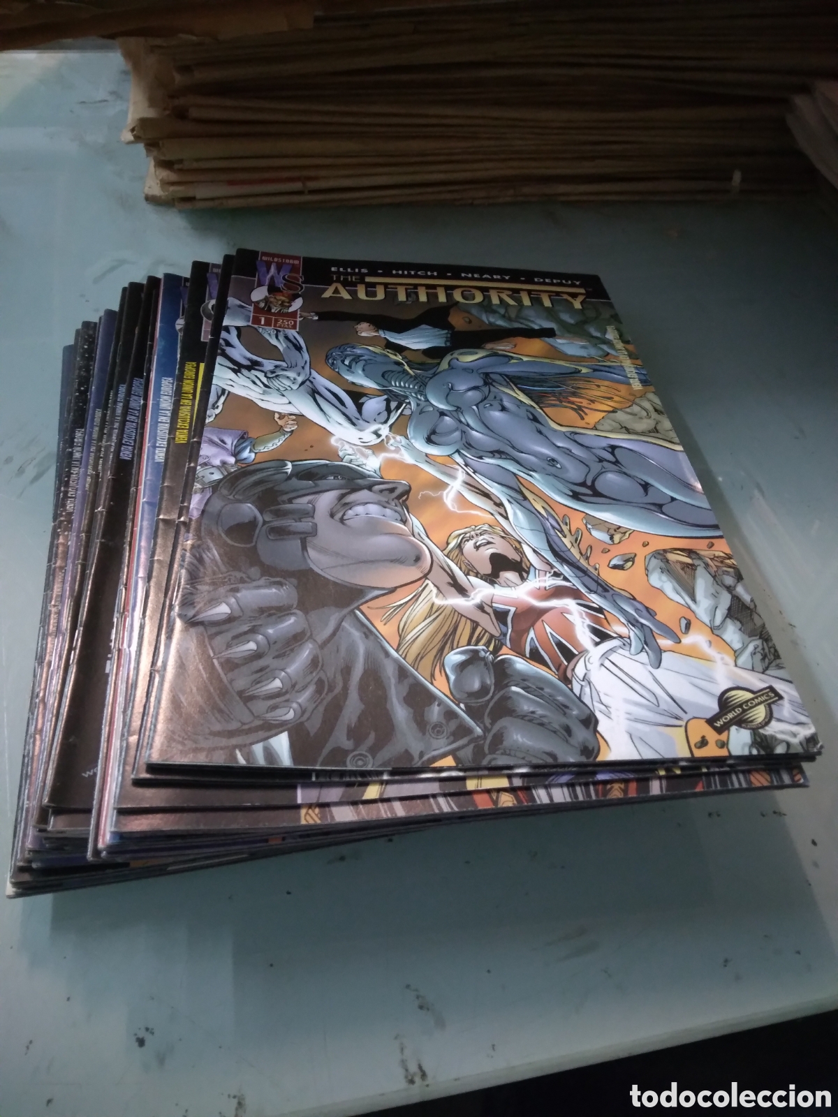 Comics: World Comics, Wildstorm,.The authority, 1 al 34, Grapa 2A