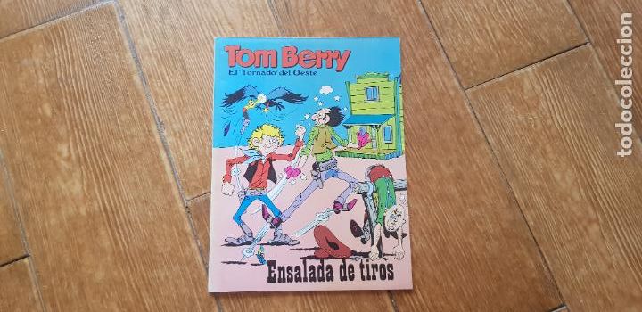 C&oacute;mics: TOM BERRY N&ordm; 2 EL TORNADO DEL OESTE - ENSALADA DE TIROS EUREDIT 1969 - Foto 1