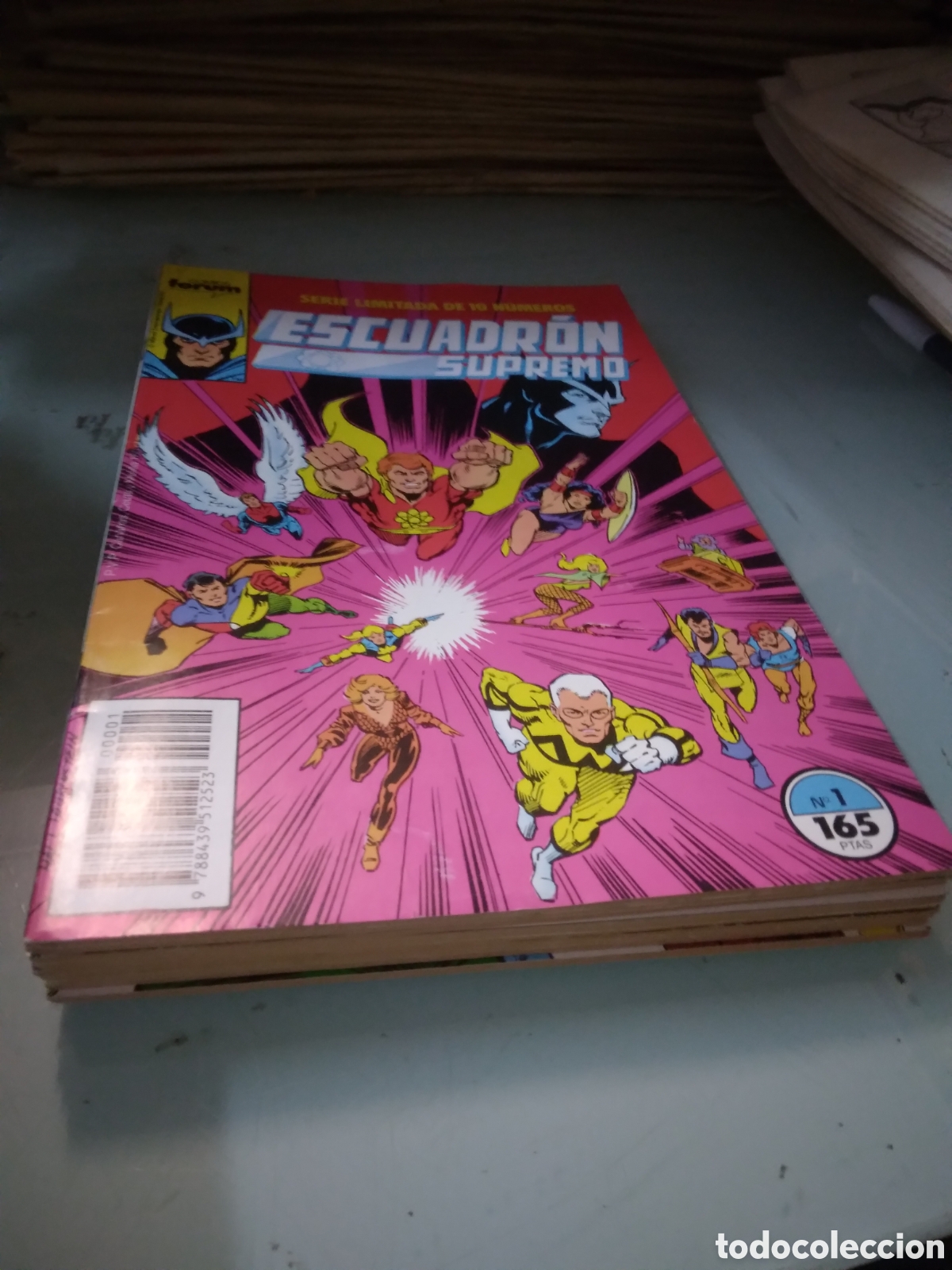 C&oacute;mics: Escuadr&oacute;n Supremo, comics forum, 1 al 10, Grapa 3E - Foto 1