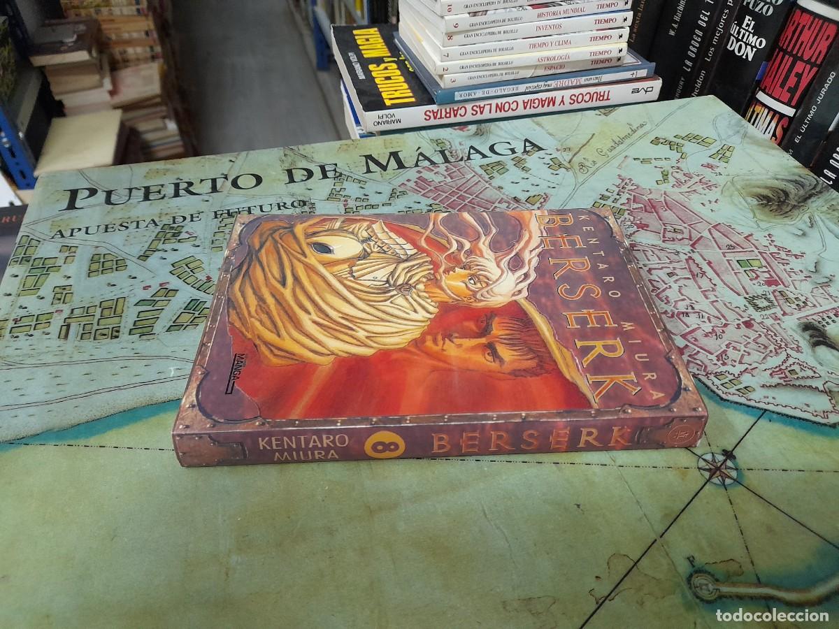 C&oacute;mics: BERSERK 8 (Manga Line) - Foto 1