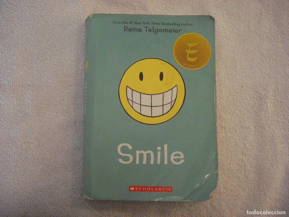 C&oacute;mics: SMILE, RAINA TELGEMEIER . ED. SCHOLASTIC 214 PAGS, EN INGLES - Foto 1