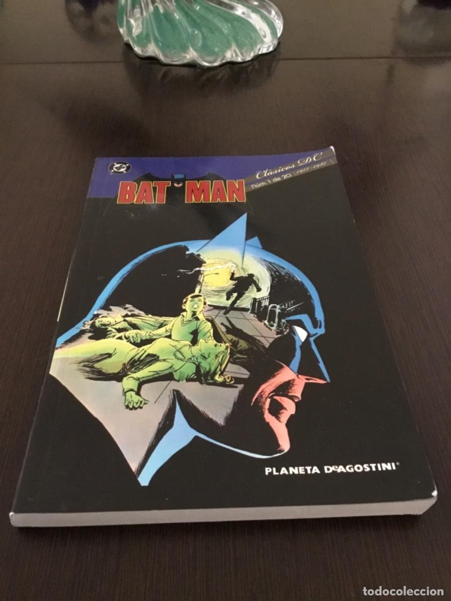 C&oacute;mics: Batman 1. Cl&aacute;sicos DC. Planeta. - Foto 1