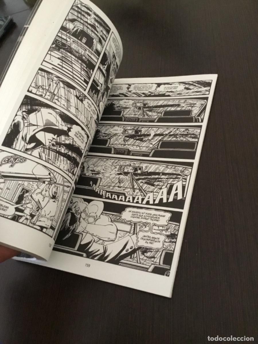 C&oacute;mics: Batman 1. Cl&aacute;sicos DC. Planeta. - Foto 2