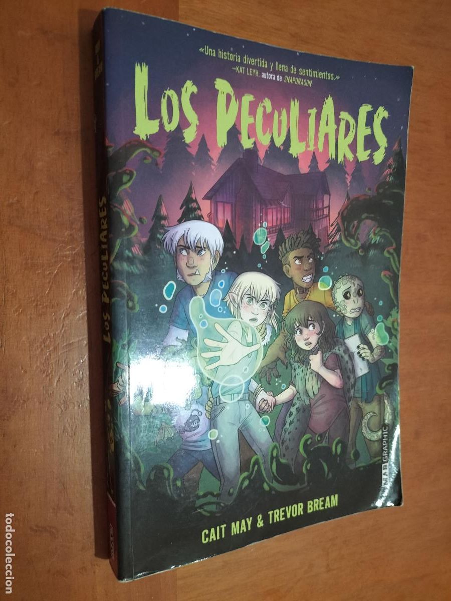 Comics: LOS PECULIARES. CAIT MAY & TREVOR BREAM. R&Uacute;STICA. BUEN ESTADO.