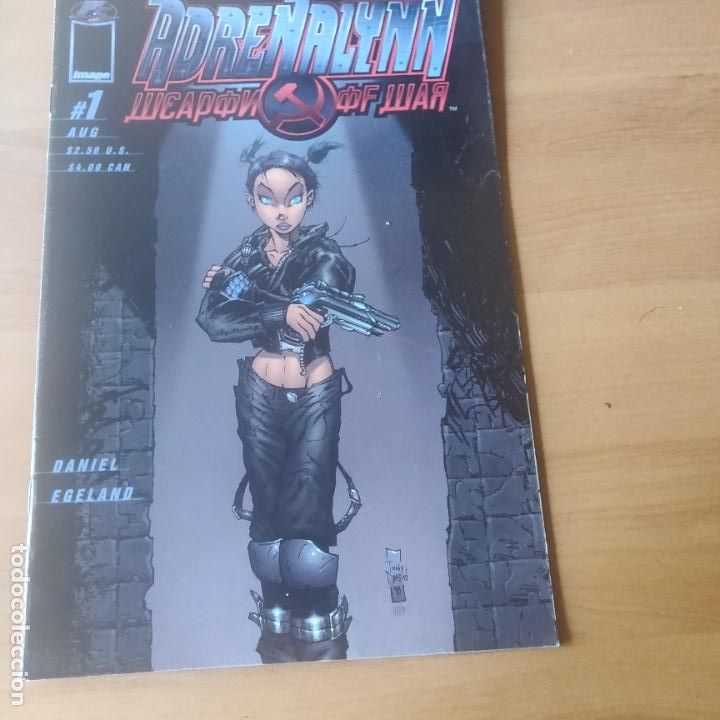 C&oacute;mics: ADRENALYNN 1 - Foto 1