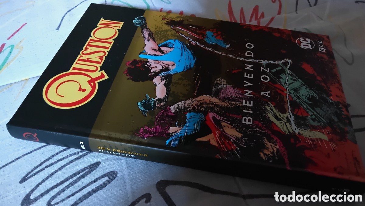 C&oacute;mics: QUESTION VOL.3 - BIENVENIDO A OZ - Foto 3