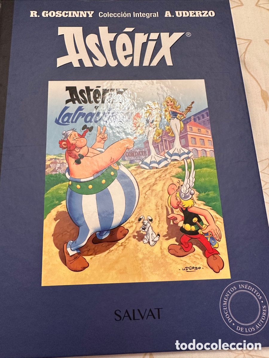 C&oacute;mics: Ast&eacute;rix y la traviata documentos de los autores Salvat - Foto 1