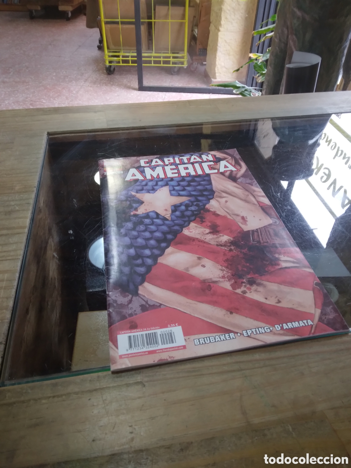 C&oacute;mics: Capitan America, Brubaker, Marvel Panini Comics 26, Grapa 4A - Foto 1
