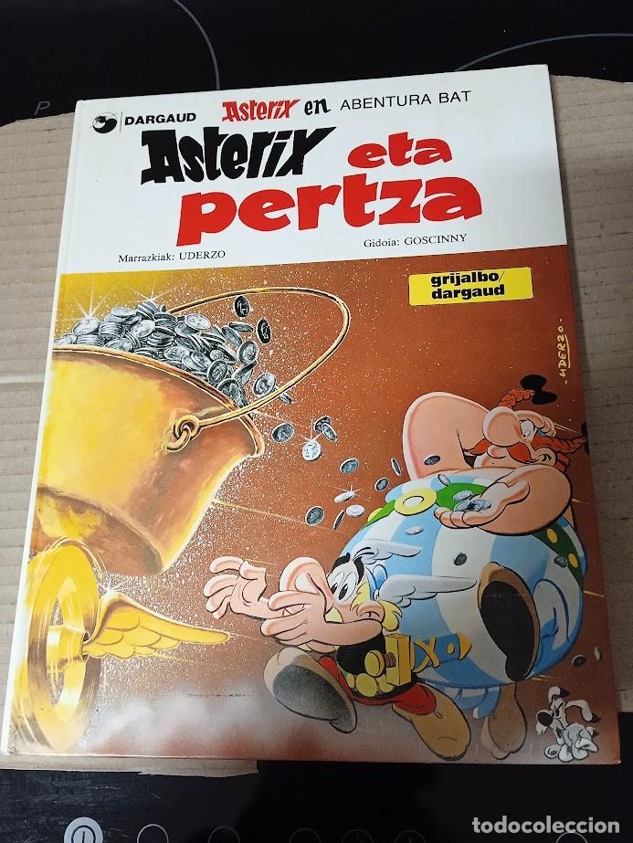 C&oacute;mics: ASTERIX ETA PERTZA / EN VASCO EUSKARAZ BASQUE - Foto 1