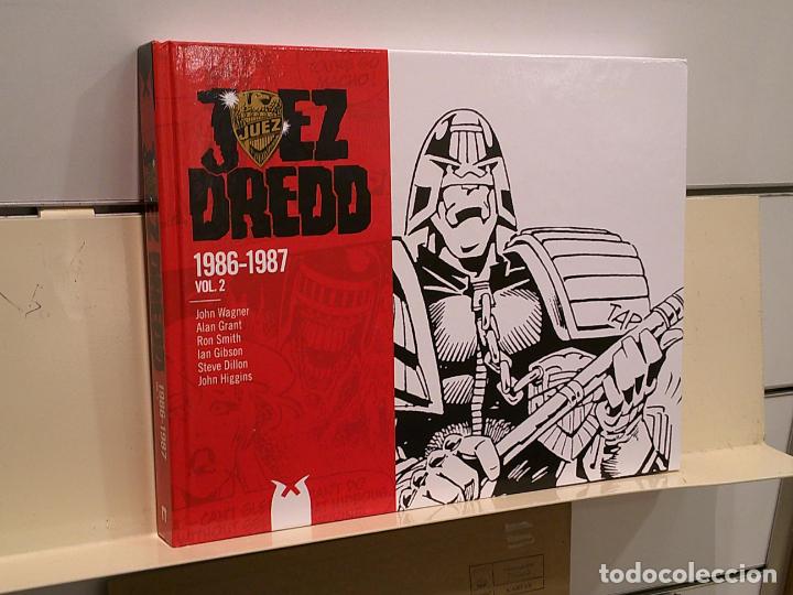 C&oacute;mics: JUEZ DREDD N&ordm; 2 - 1986-1987 - DOLMEN OFERTA - Foto 1