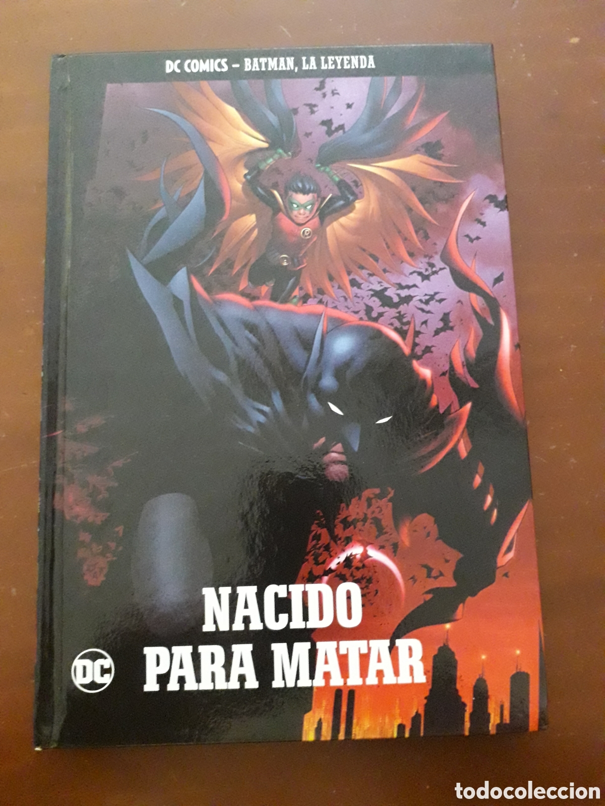 C&oacute;mics: Batman. Nacido para matar. Tomo - Foto 1