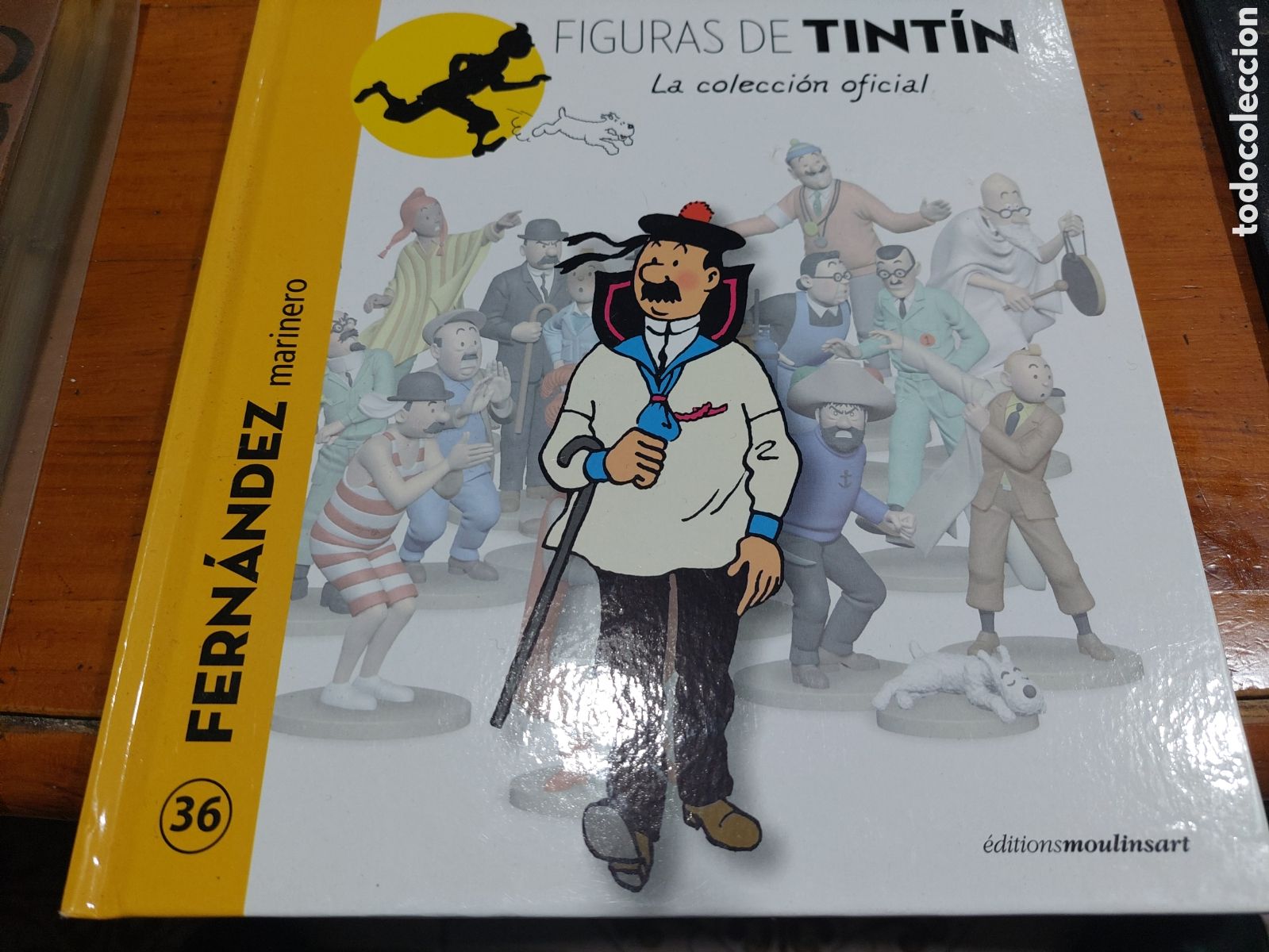 C&oacute;mics: Lote de Seis libros de la Colecci&oacute;n FIGURAS DE TINTIN con pasaportes - Foto 6