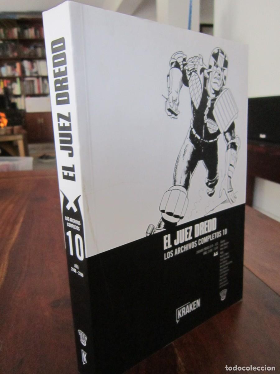 C&oacute;mics: JUEZ DREDD. LOS ARCHIVOS COMPLETOS 10. EDICIONES KRAKEN 2020. NUEVO, SIN CIRCULAR - Foto 1