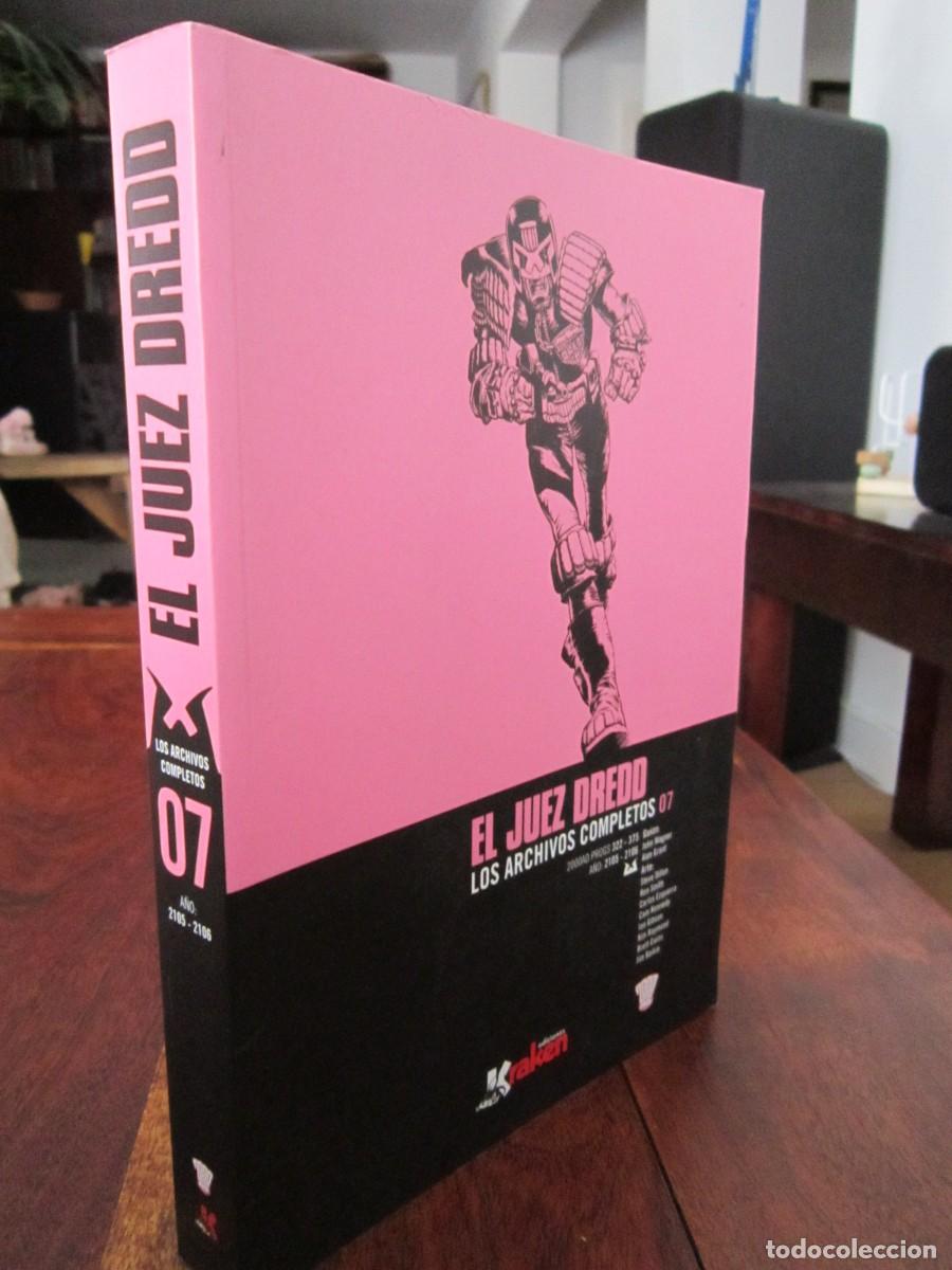 C&oacute;mics: JUEZ DREDD. LOS ARCHIVOS COMPLETOS 07. EDICIONES KRAKEN 2017. CONO NUEVO. SIN CIRCULAR - Foto 1