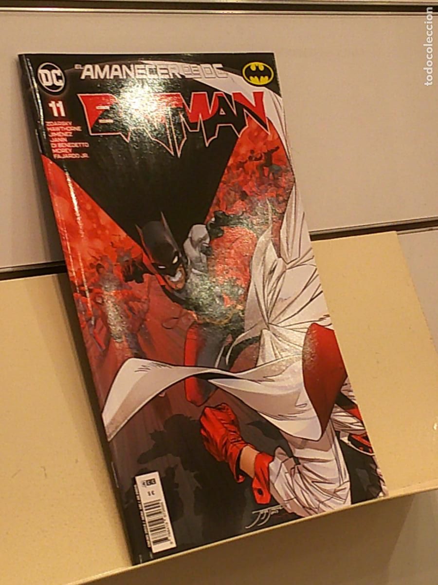 C&oacute;mics: EL AMANECER DE DC BATMAN N&ordm; 11-141 - ECC - Foto 1