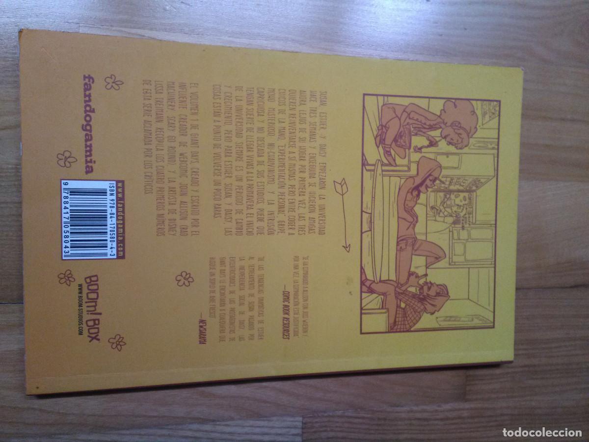 C&oacute;mics: Comic Boom Fandogamia GIANT DAYS 1 - Foto 2