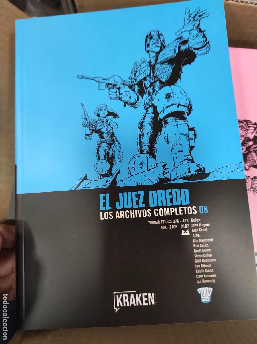 C&oacute;mics: EL JUEZ DREDD - LOS ARCHIVOS COMPLETOS N&ordm; 8 / 08 - KRAKEN - Foto 1