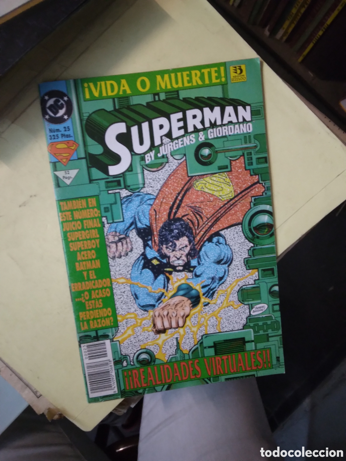 C&oacute;mics: Vida o muerte, Superman, n&uacute;meros 25, DC - Foto 1