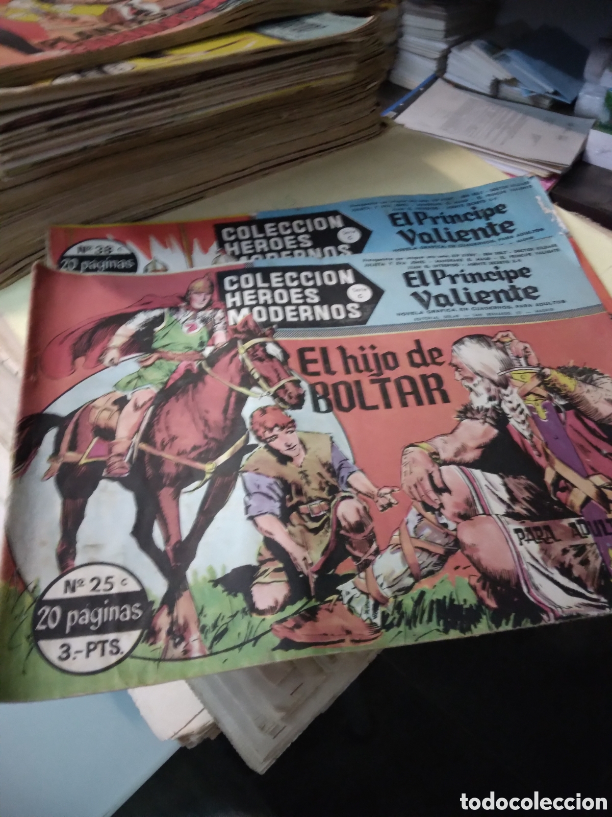 C&oacute;mics: Colecci&oacute;n heroes modernos,.El pr&iacute;ncipe valiente, 25 y 28 - Foto 1