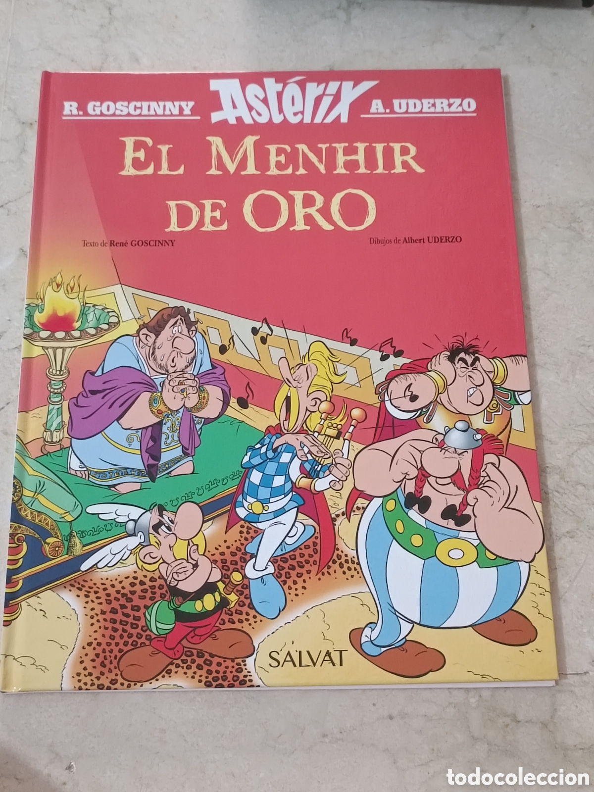 C&oacute;mics: Asterix. El menhir de oro. Goscinny. Uderzo. Salvat - Foto 1