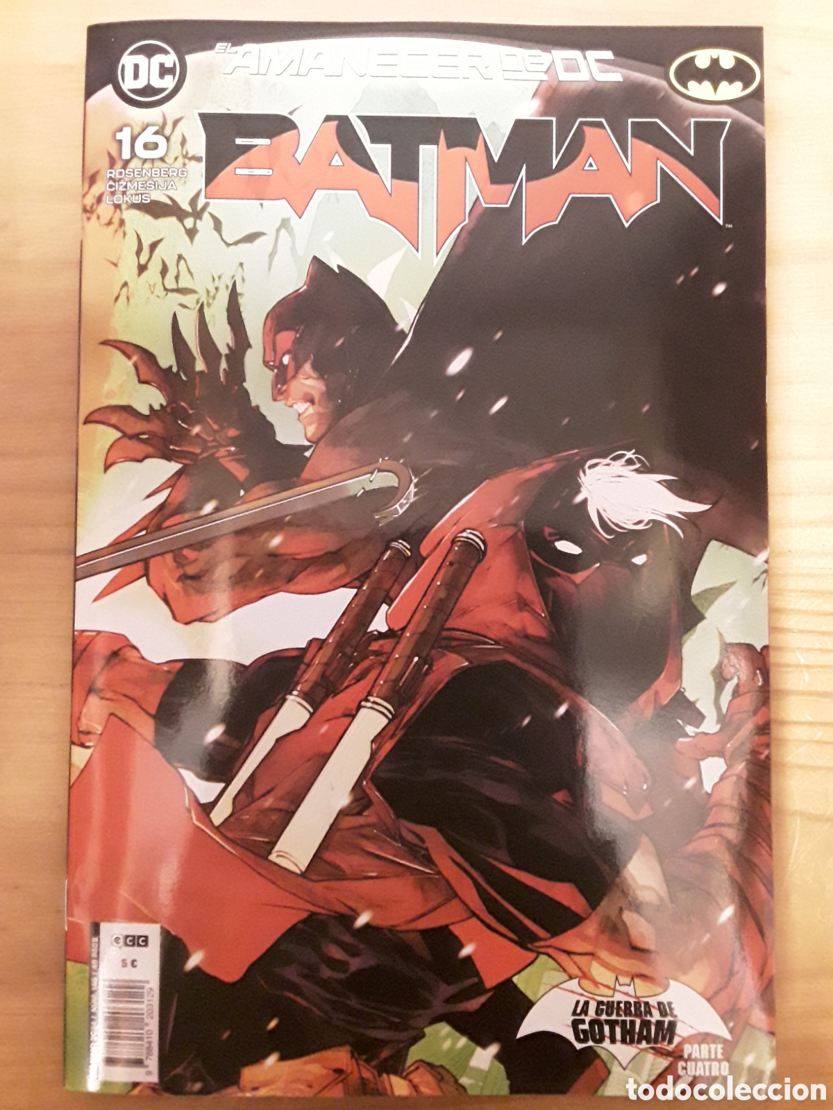 C&oacute;mics: Batman 16 / 146 (grapa) - Rosenberg, Čiżmeśija, Lokus - ECC c&oacute;mics - Foto 1