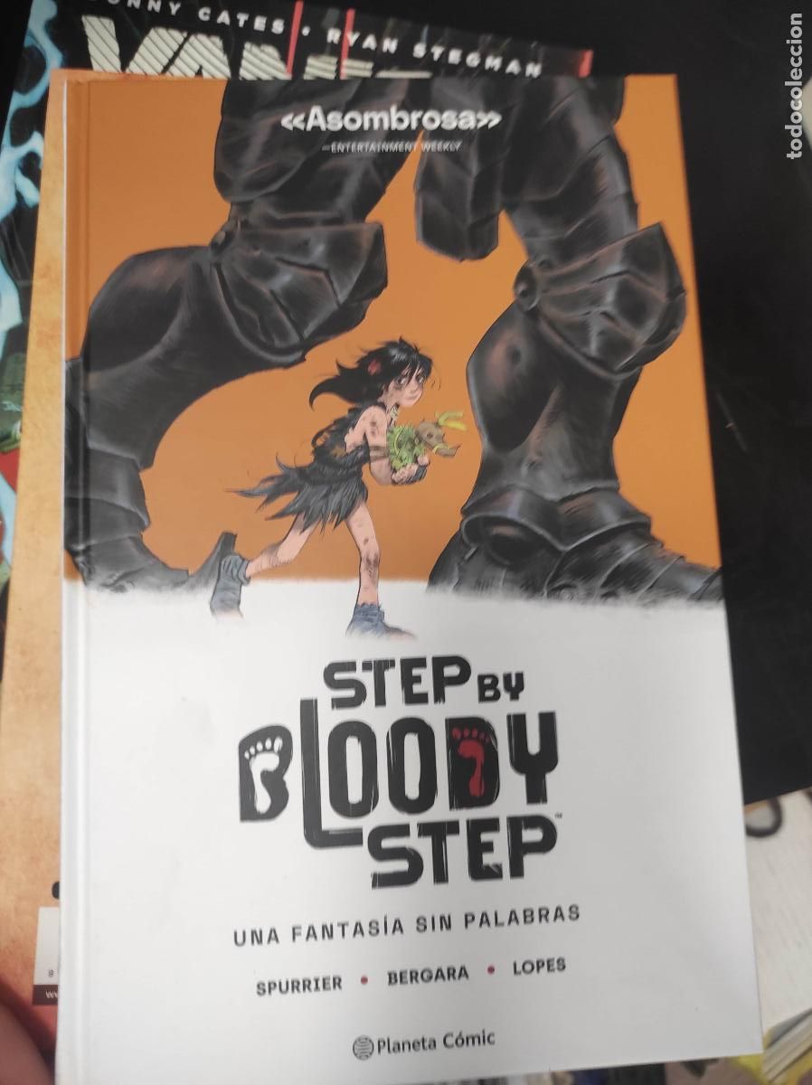 C&oacute;mics: Step by Bloody Step - Bergara, Matias; Spurrier, Simon - Foto 1