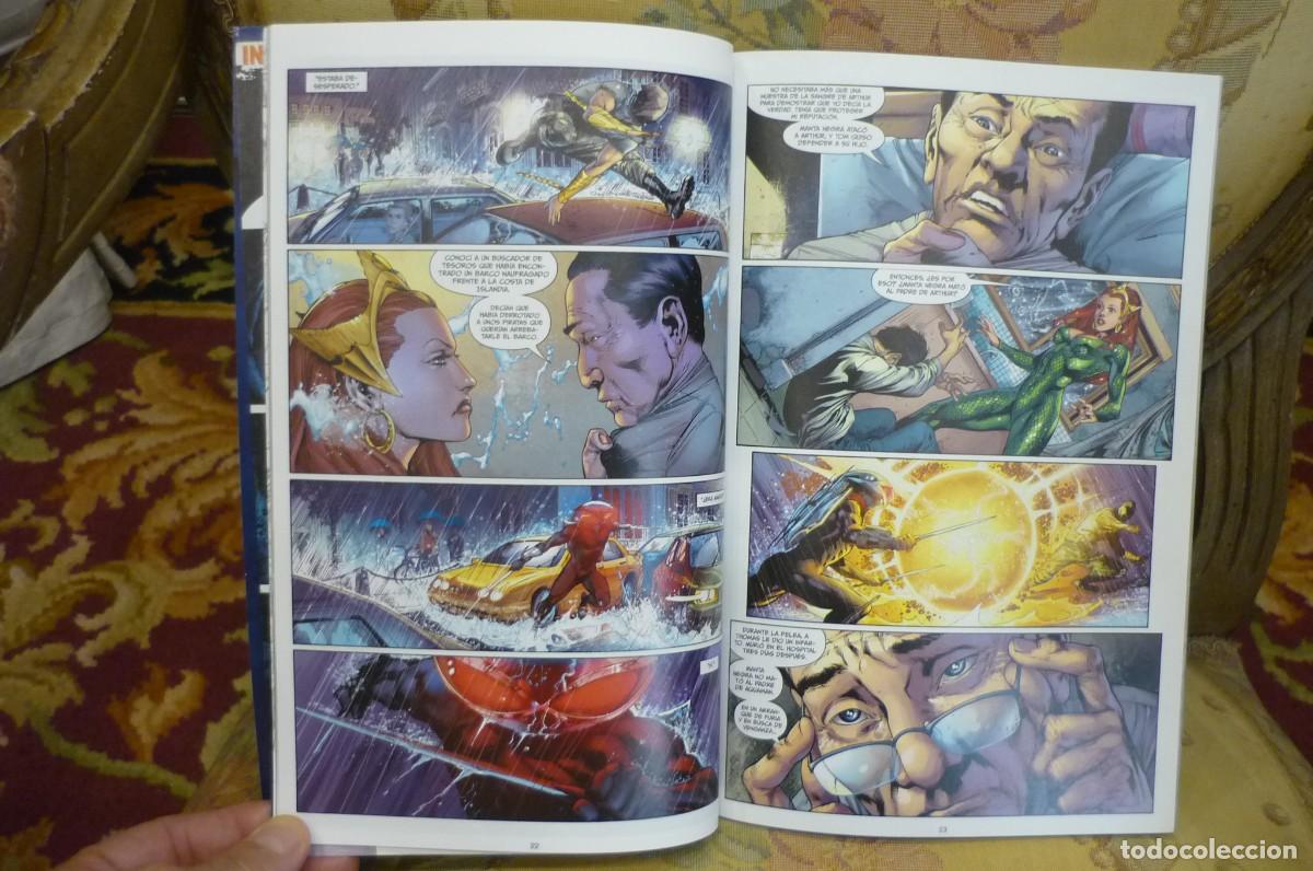 C&oacute;mics: AQUAMAN N&ordm; 3: &iexcl;A LA CAZA DE MANTA NEGRA!. DC C&Oacute;MICS. ECC EDICIONES 2013. - Foto 5